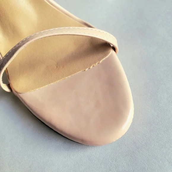 DELEVENTH | Strappy Ankle Heel in Tan sz 38 (7) - Picture 9 of 10